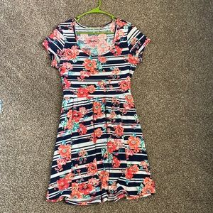 XL Almost Famous floral dress